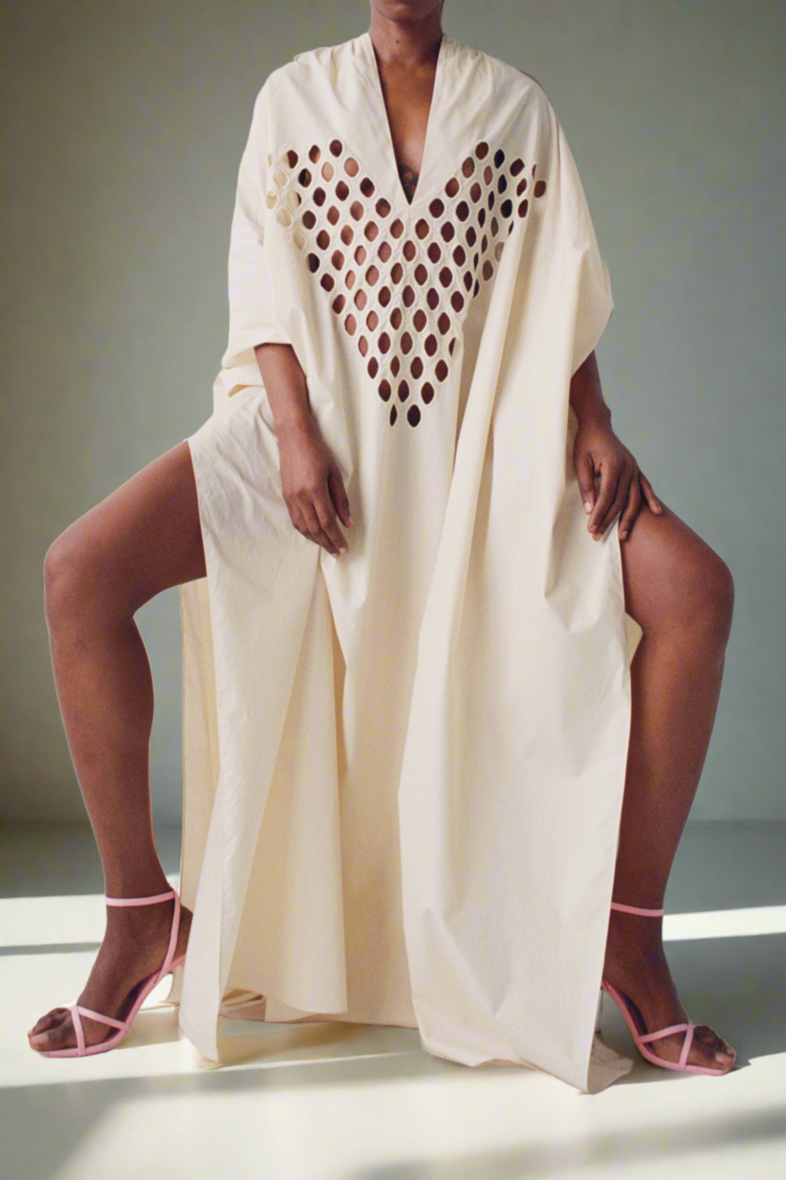 DIOTIMA Centre Eyelet Caftan